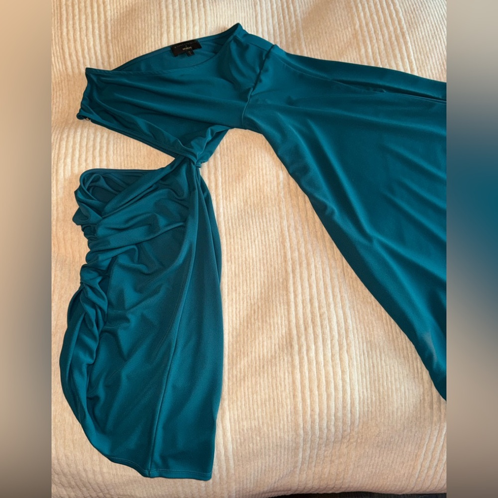X Revolve Alessia Dress - Picture 4 of 4